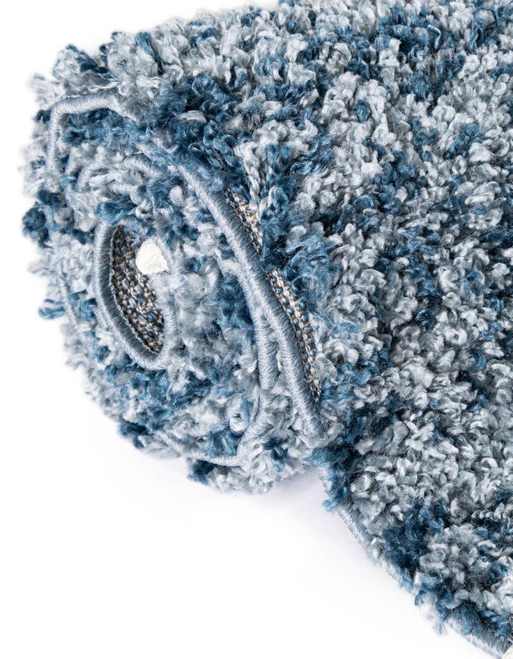 Detail image of  3' 3 x 3' 3 Athena Shag Round Rug