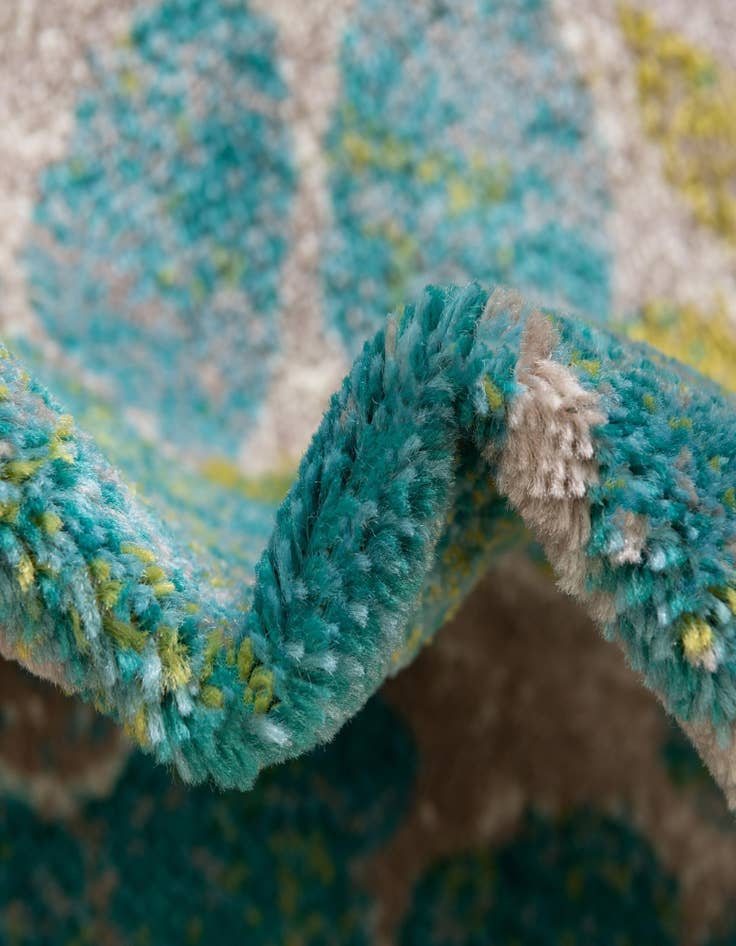 Detail image of  3' x 3' Azalea Round Rug