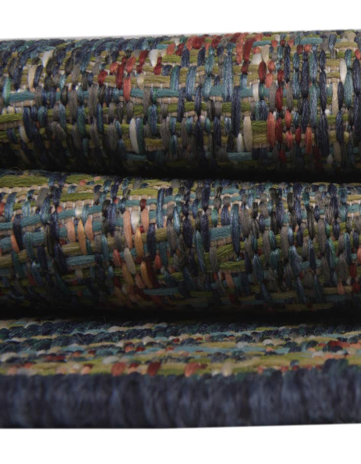 Detail image of  7' 10 x 7' 10  Washable Baja Indoor / Outdoor Round Rug