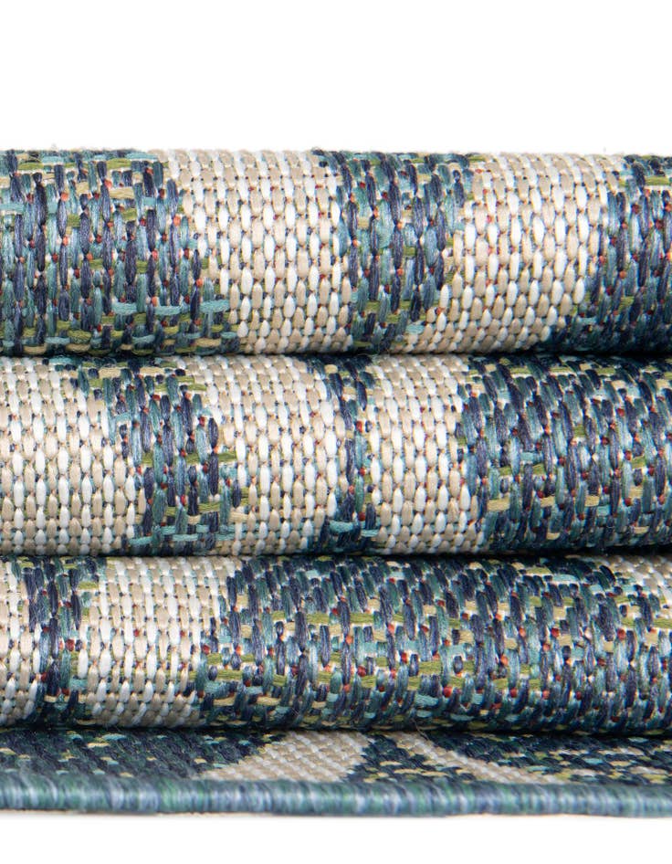 Detail image of  3' 3 x 3' 3  Washable Baja Indoor / Outdoor Round Rug