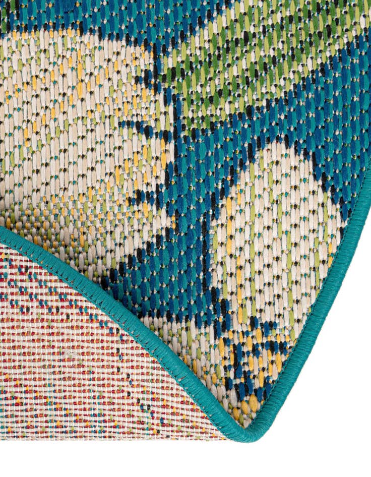 Detail image of  4' x 4'  Washable Baja Indoor / Outdoor Round Rug