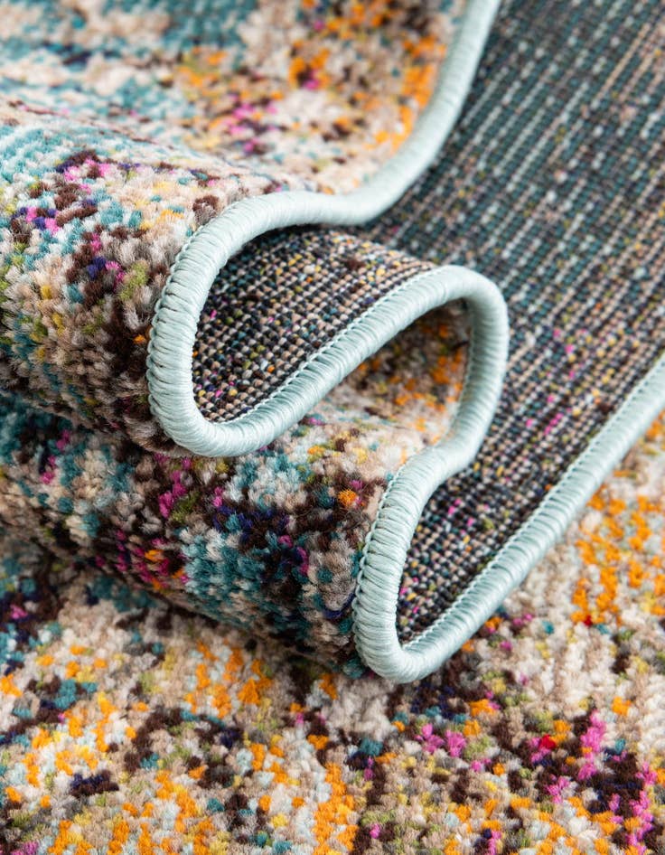 Detail image of  4' x 4'  Washable Carnevale Round Rug