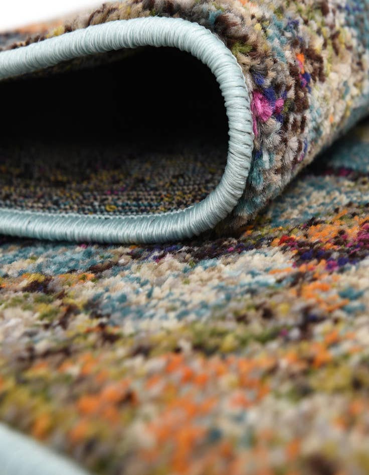 Detail image of  4' x 4'  Washable Carnevale Round Rug