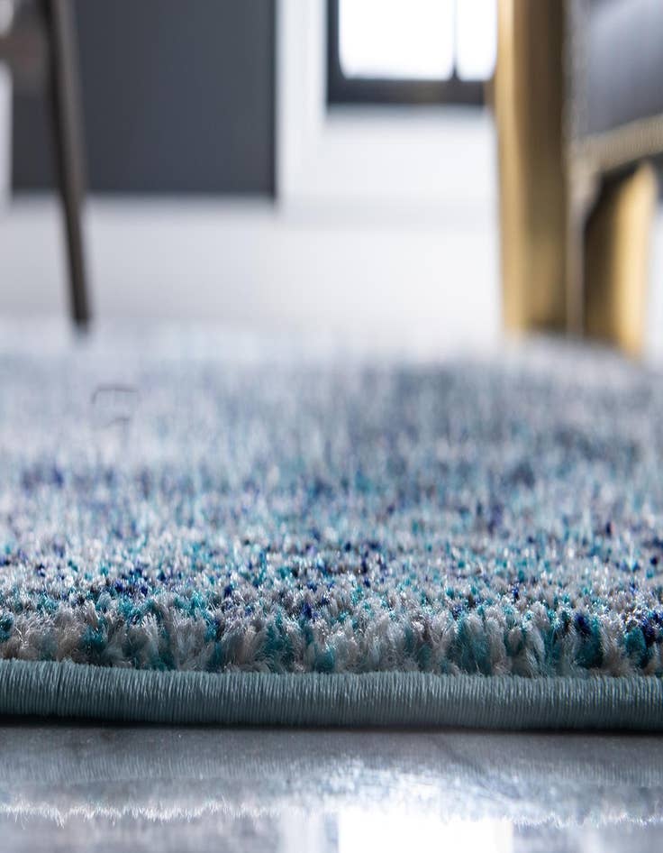 Detail image of  4' x 4'  Washable Carnevale Round Rug