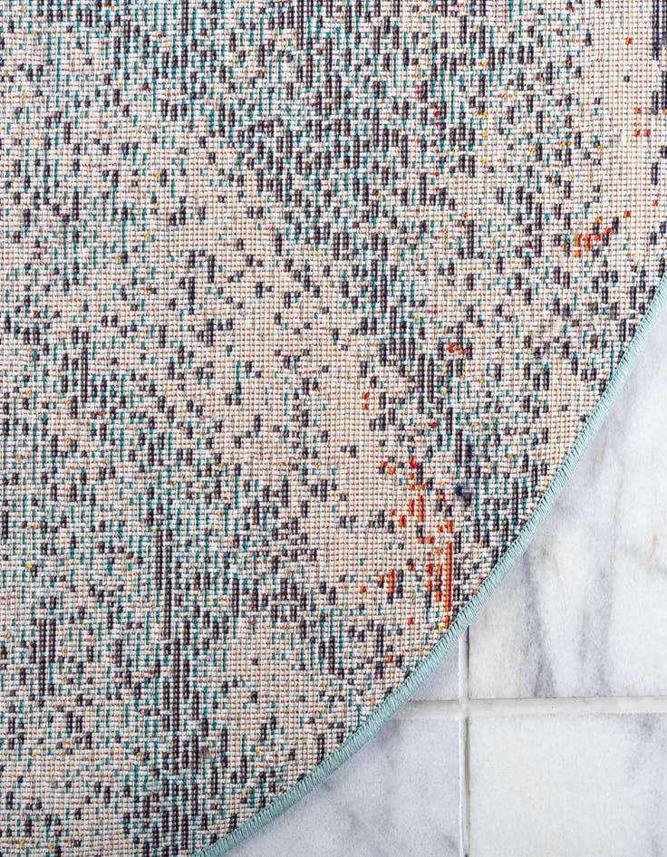 Detail image of  4' x 4'  Washable Carnevale Round Rug