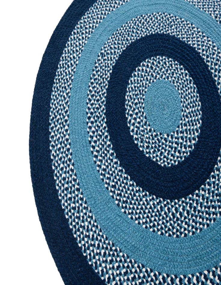 Detail image of  3' 7 x 3' 7  Hand Woven Chindi Cotton Round Rug