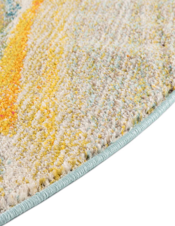 Detail image of  5' 3 x 5' 3  Washable Haerfest Round Rug