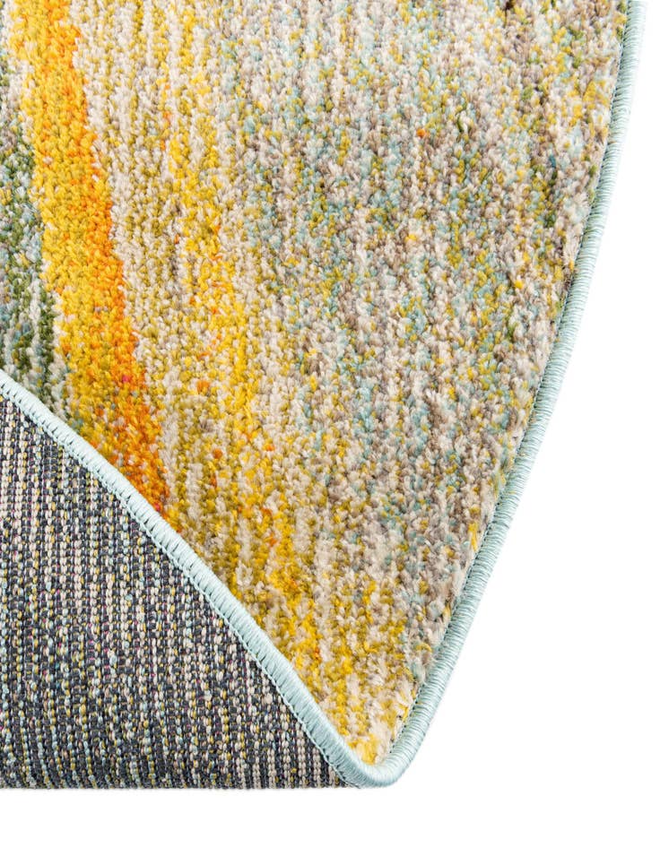 Detail image of  5' 3 x 5' 3  Washable Haerfest Round Rug