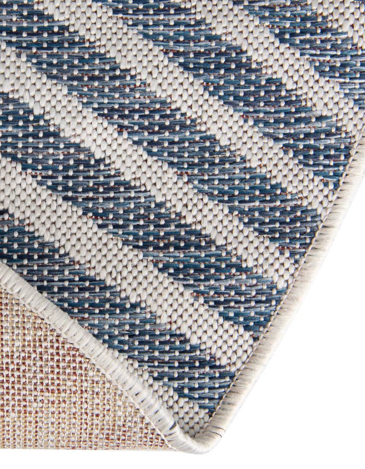 Detail image of  7' x 7'  Washable Jill Zarin Indoor / Outdoor Round Rug