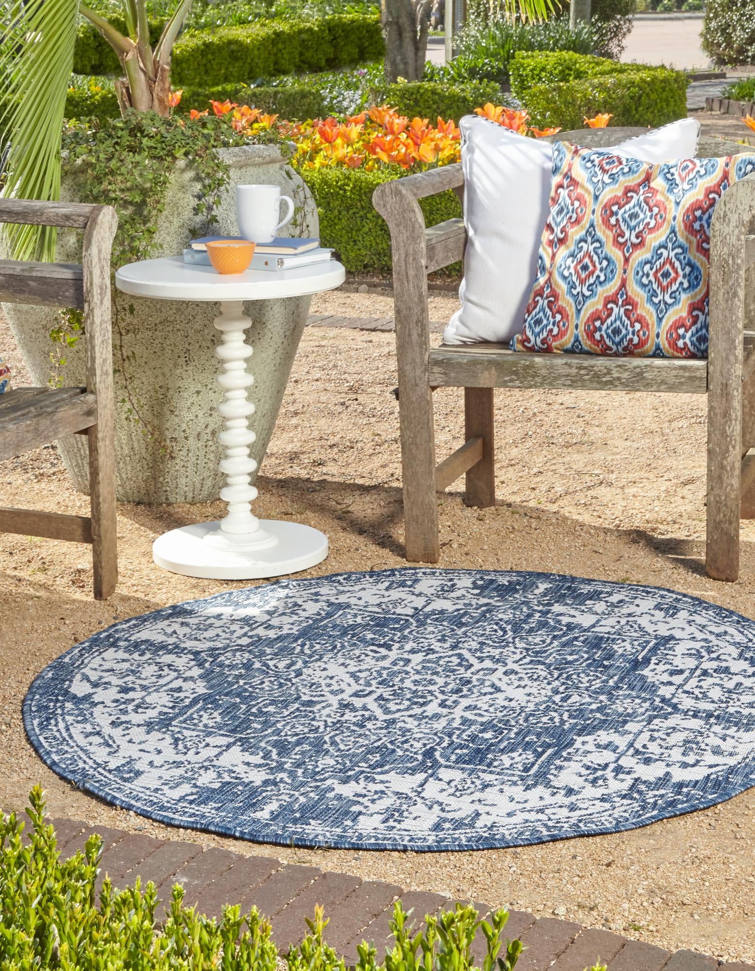  7' x 7'  Washable Jill Zarin Indoor / Outdoor Round Rug