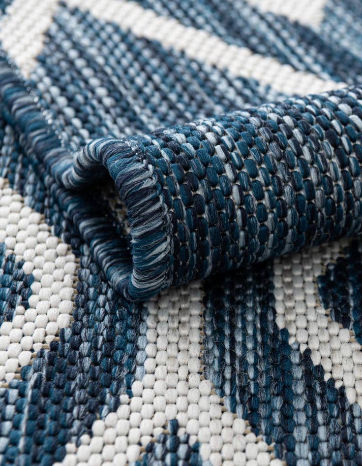 Detail image of  7' x 7'  Washable Jill Zarin Indoor / Outdoor Round Rug