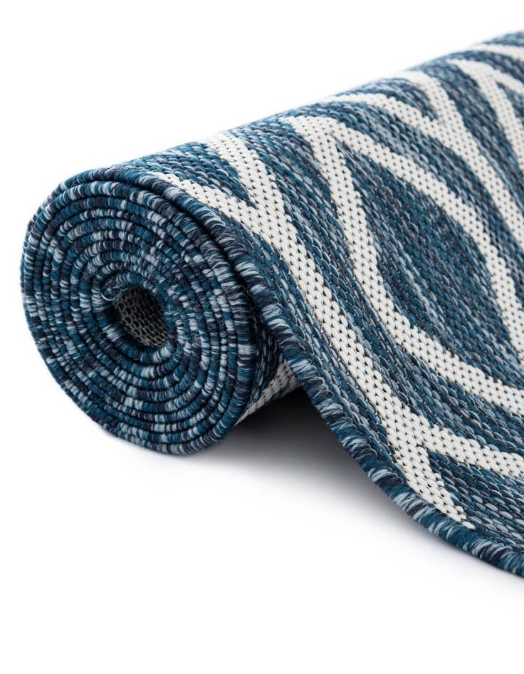 Detail image of  7' x 7'  Washable Jill Zarin Indoor / Outdoor Round Rug