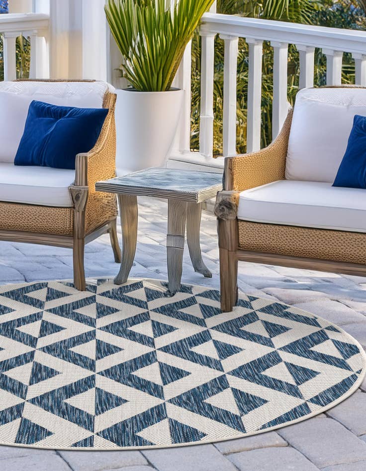 Detail image of  4' x 4'  Washable Jill Zarin Napa Indoor / Outdoor Round Rug