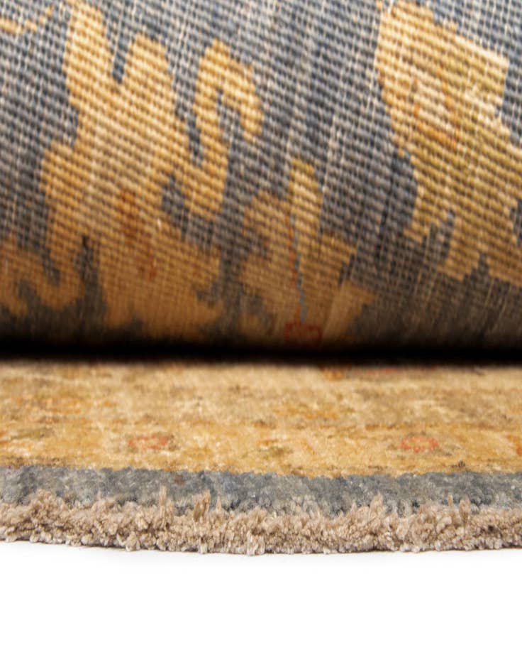 Detail image of  8' x 8' 2 Kaizar Wool Round Rug
