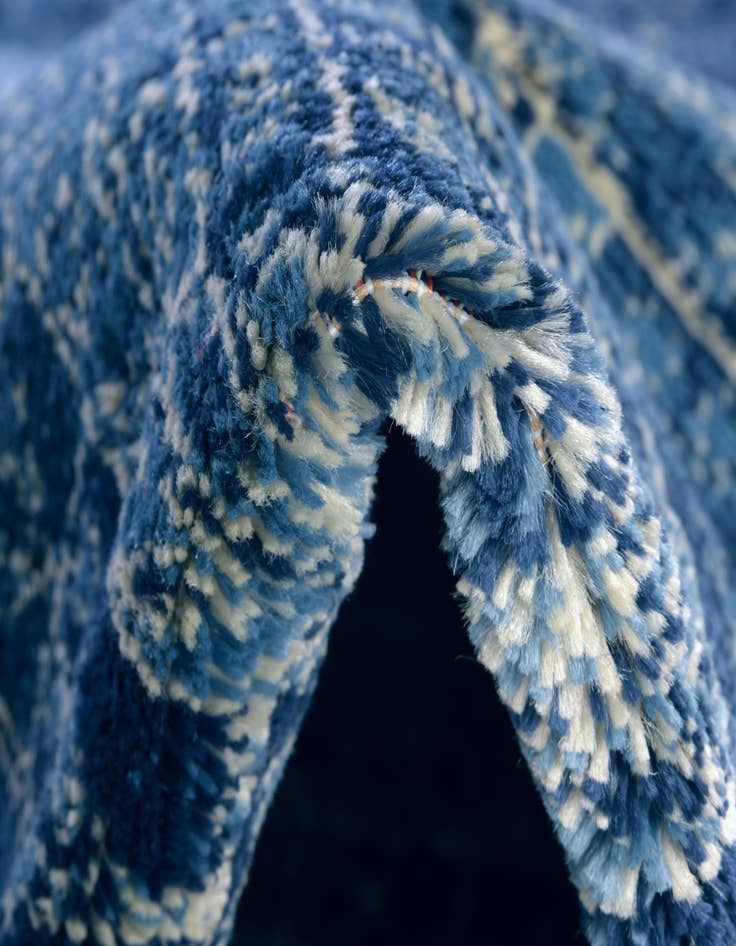 Detail image of  5' x 5' Kennedy Round Rug