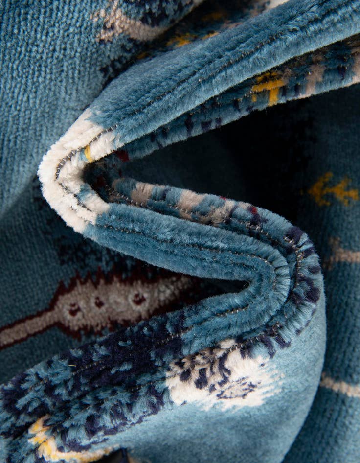 Detail image of  3' x 3' Laguna Round Rug