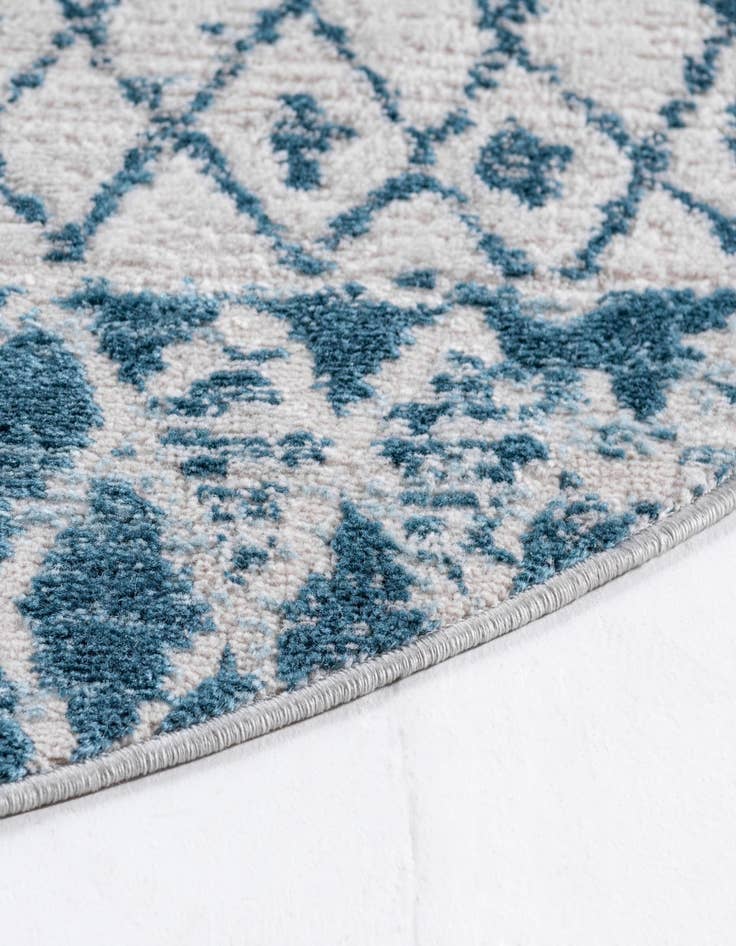 Detail image of  6' x 6' Leipzig Round Rug