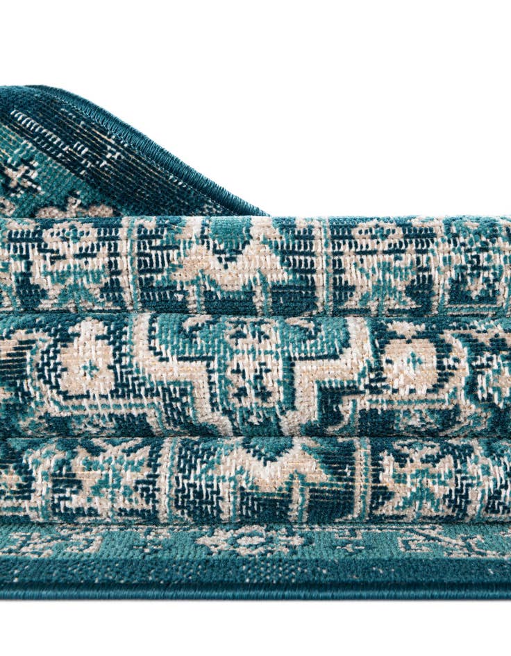 Detail image of  5' 3 x 5' 3 Lucerne Round Rug