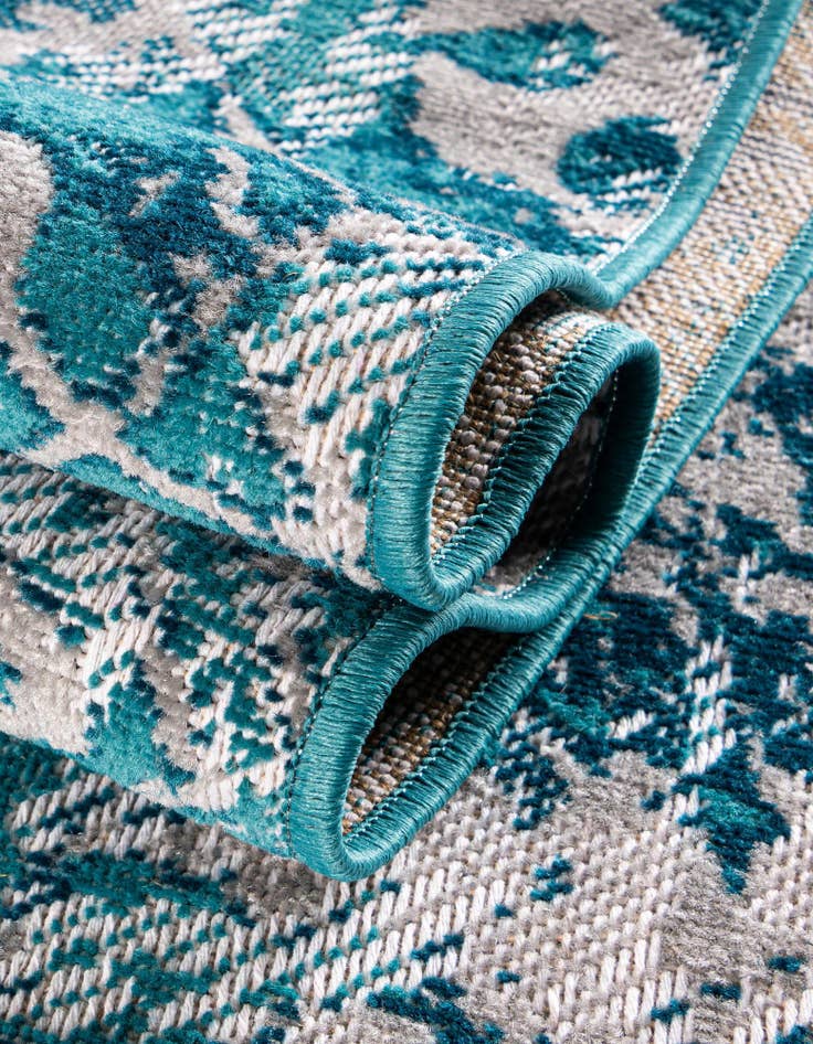 Detail image of  5' 3 x 5' 3 Lucerne Round Rug