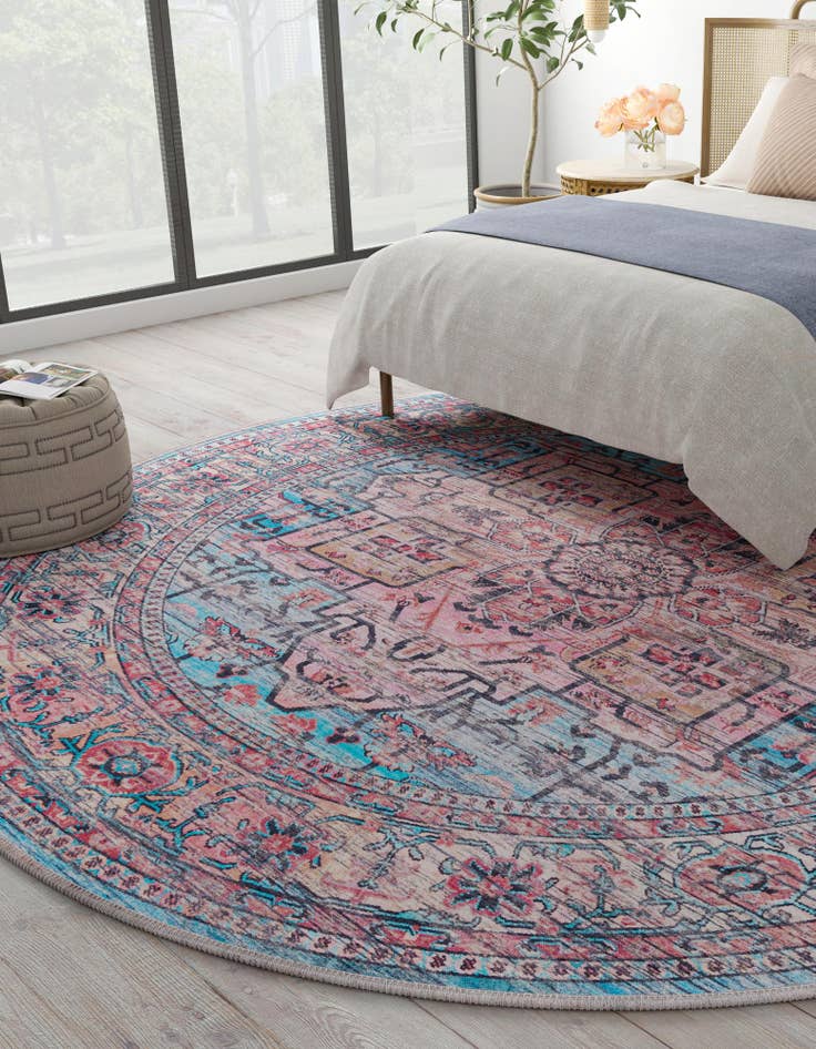 Detail image of  10' 6 x 10' 6  Washable Maahru Round Rug