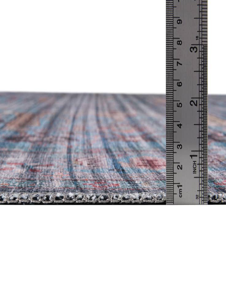 Detail image of  10' 6 x 10' 6  Washable Maahru Round Rug