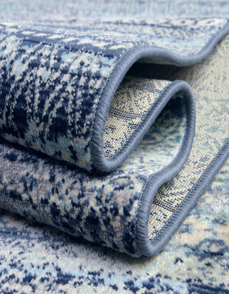 Detail image of  3' 7 x 3' 7 Malibu Round Rug