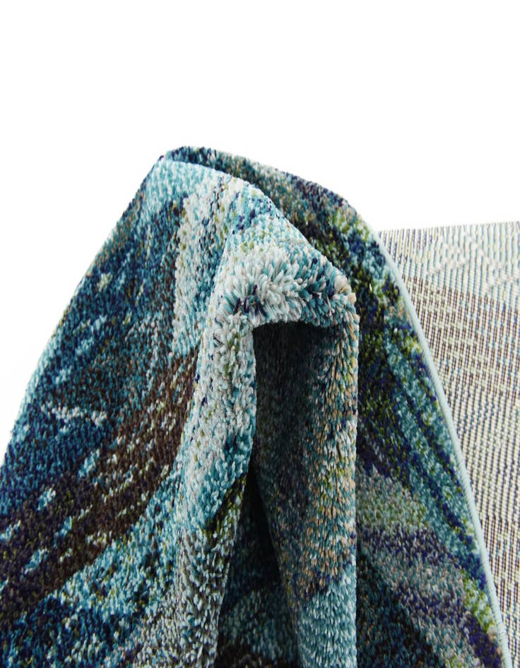 Detail image of  3' 3 x 3' 3  Washable Mesa Round Rug