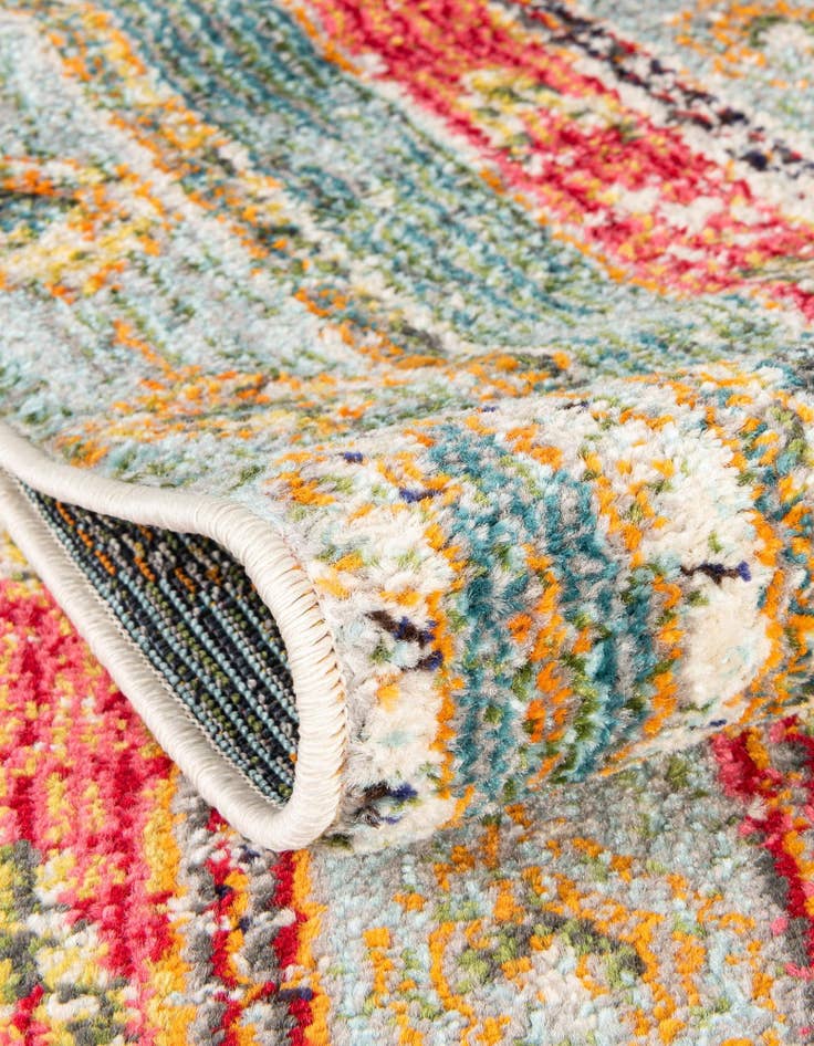 Detail image of  6' x 6'  Washable Mesa Round Rug