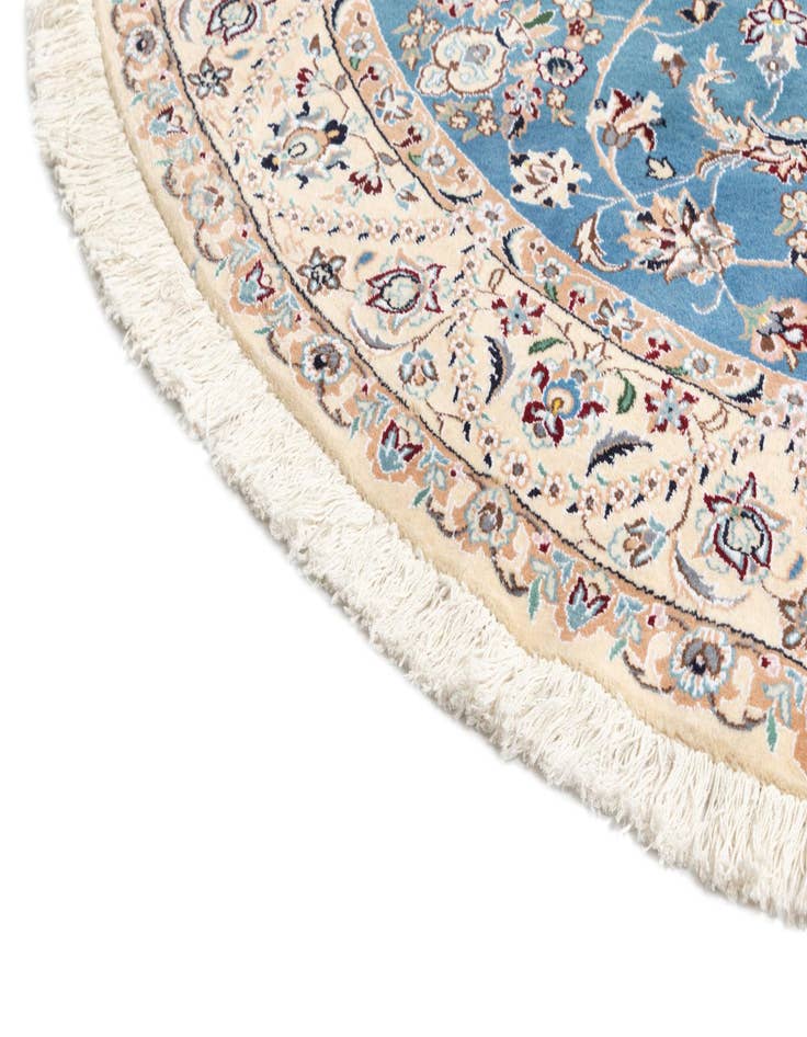 Detail image of  6' 11 x 6' 11 Nain Round Rug