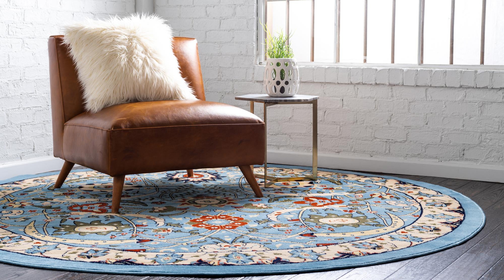 Blue 8' x 8' Neda Round Rug | Rugs.com