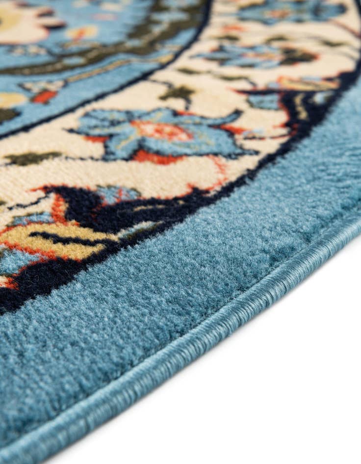 Detail image of  7' 10 x 7' 10 Neda Round Rug