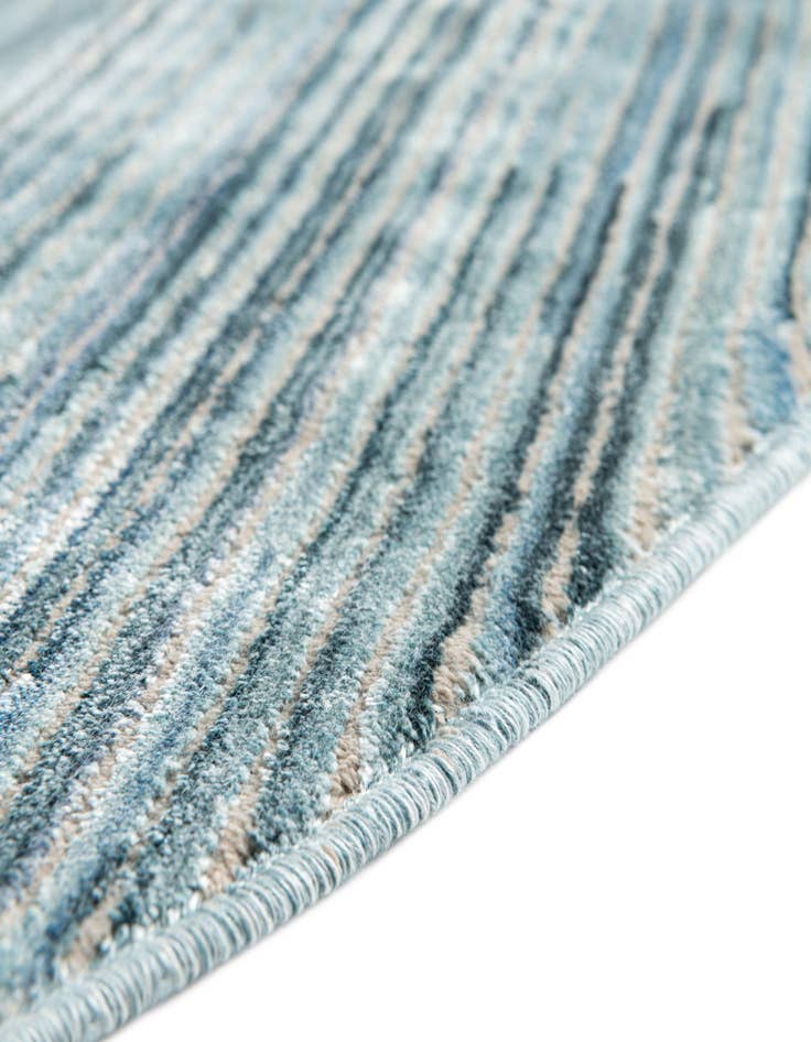 Detail image of  6' 7 x 6' 10 Noble Round Rug