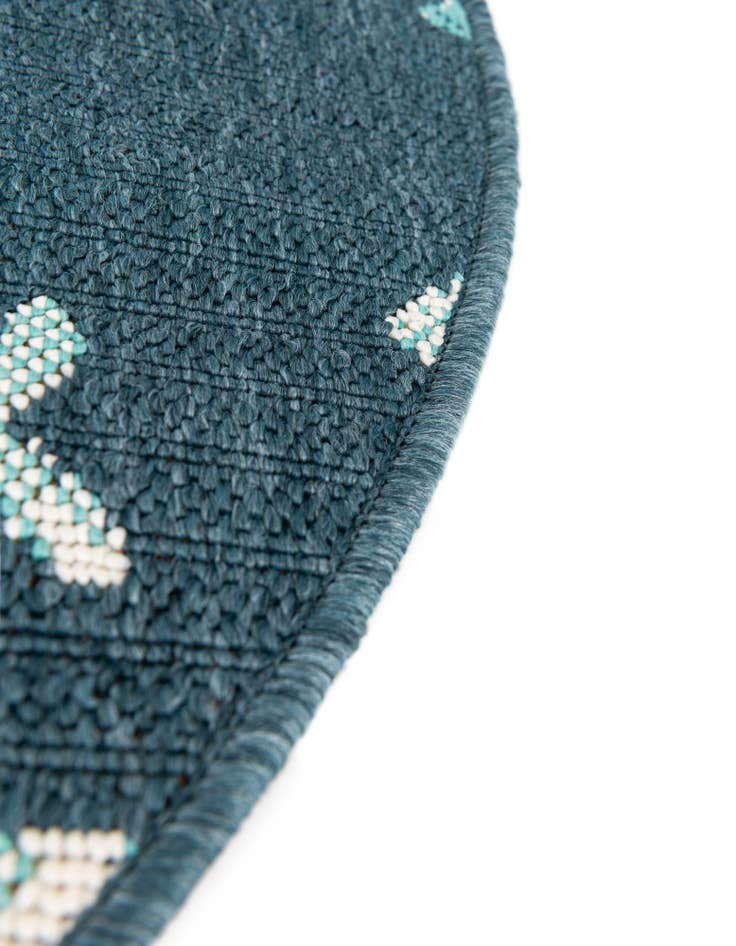 Detail image of  7' x 7'  Washable Coastal Indoor / Outdoor Round Rug