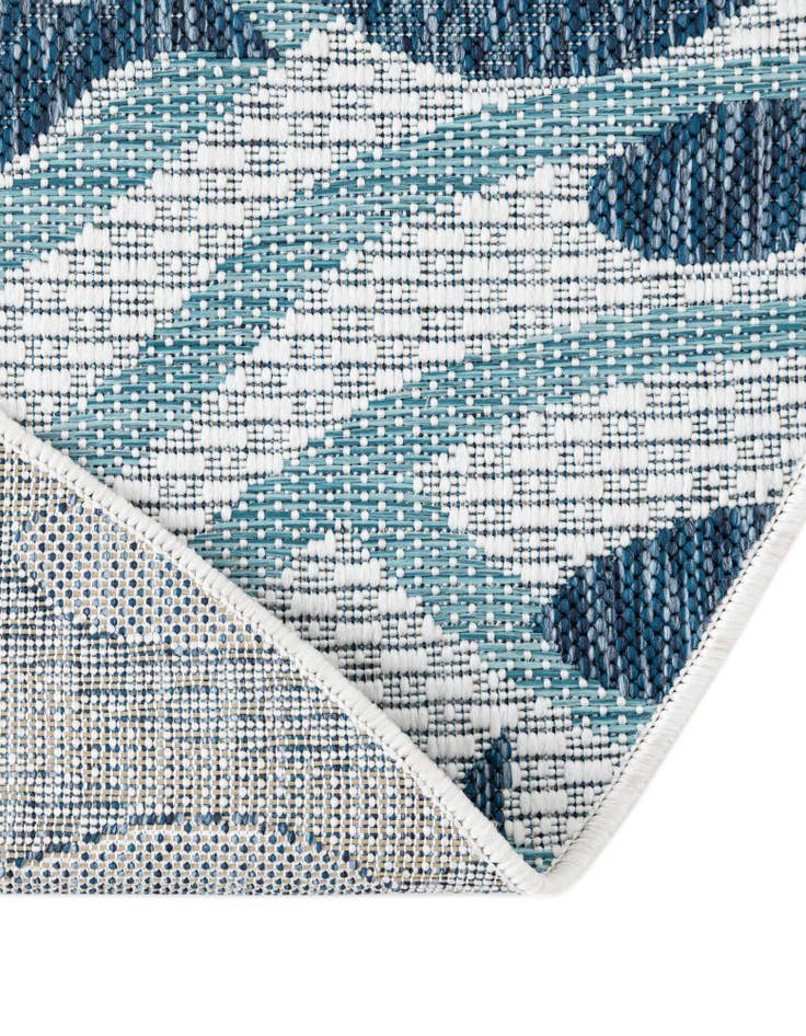 Detail image of  13' x 13'  Washable Coastal Indoor / Outdoor Round Rug