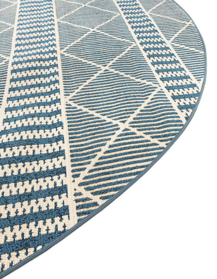 Detail image of  7' 10 x 7' 10  Washable Lattice Indoor / Outdoor Round Rug