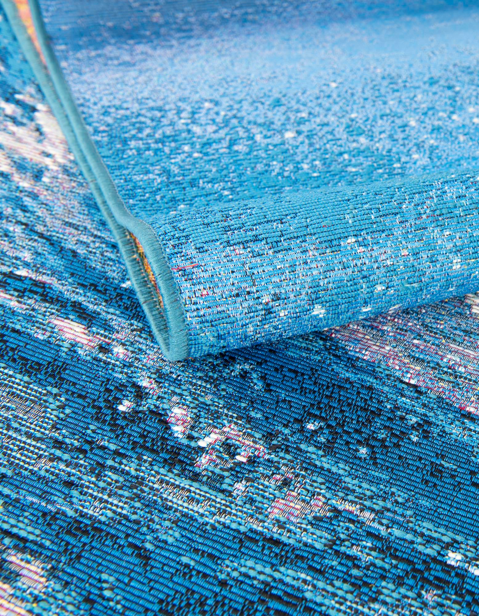 Blue 4' 1 x 4' 1 Modern Indoor / Outdoor Round Rug | Rugs.com