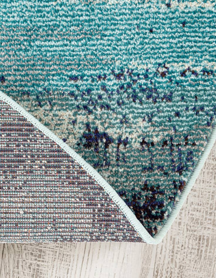 Detail image of  3' 3 x 3' 3  Washable Sevilla Round Rug