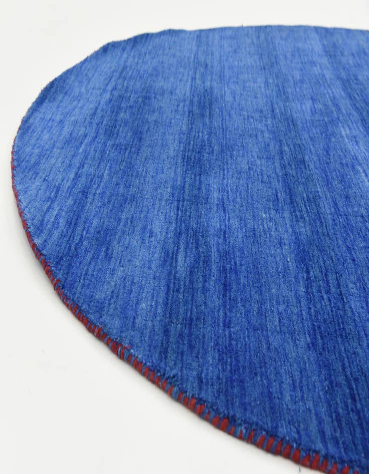 Detail image of  6' 7 x 6' 7  Hand Knotted Solid Gabbeh Wool Round Rug