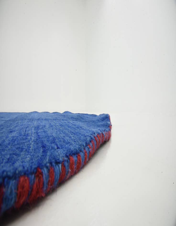 Detail image of  6' 7 x 6' 7  Hand Knotted Solid Gabbeh Wool Round Rug