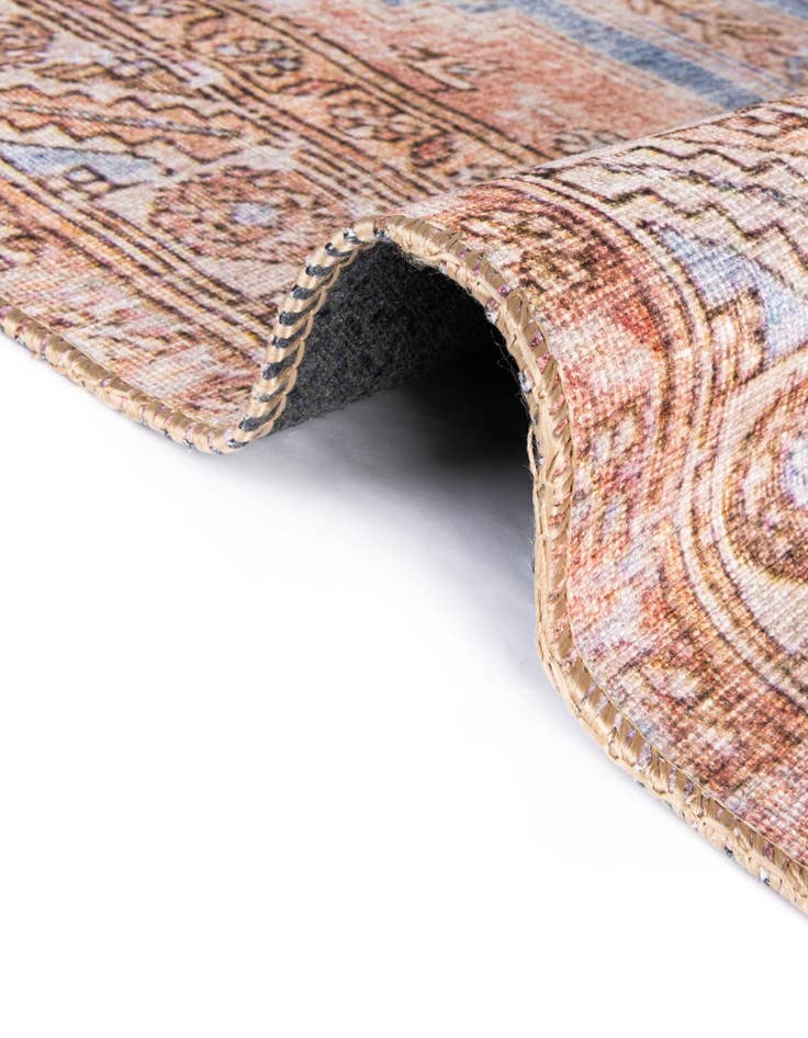 Detail image of  5' x 5' Timeless Round Rug