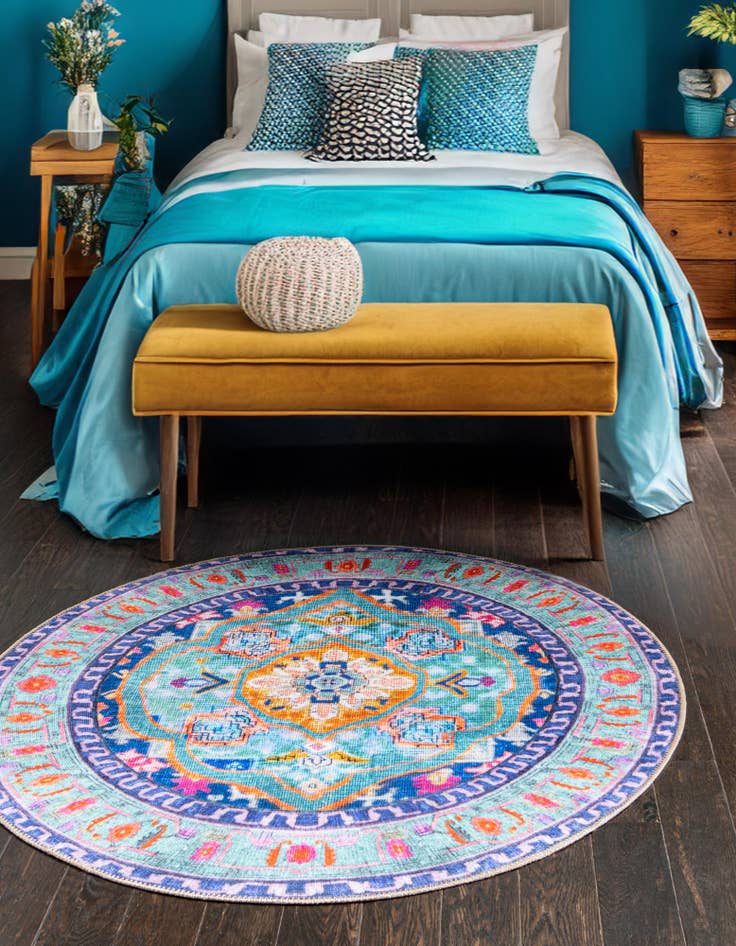 Detail image of  7' 7 x 7' 7 Timeless Round Rug