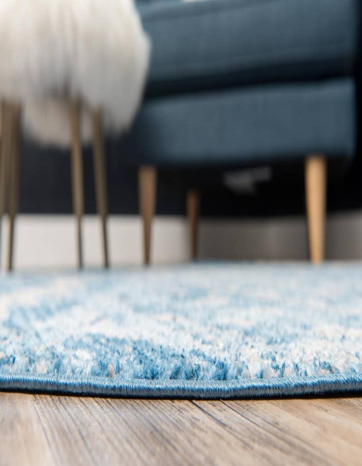 Detail image of  3' 3 x 3' 3 Vega Round Rug