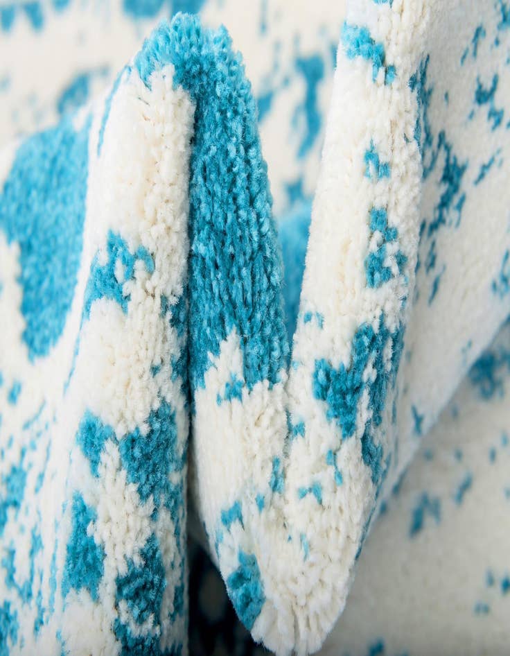 Detail image of  8' x 8' Veneto Round Rug