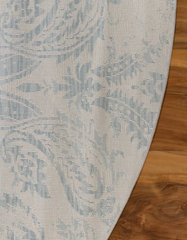 Detail image of  5' 3 x 5' 3 Victoria Round Rug