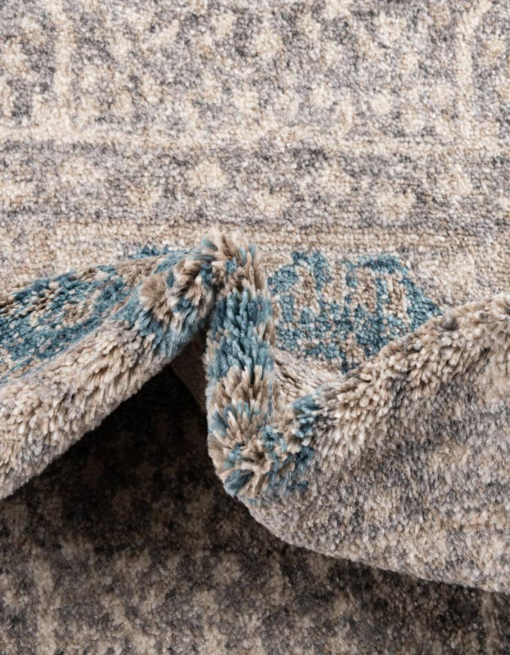 Detail image of  5' x 5' Viola Round Rug