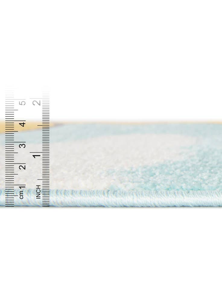 Detail image of  7' 10 x 7' 10 Giraffe Whimsy Kids Round Rug