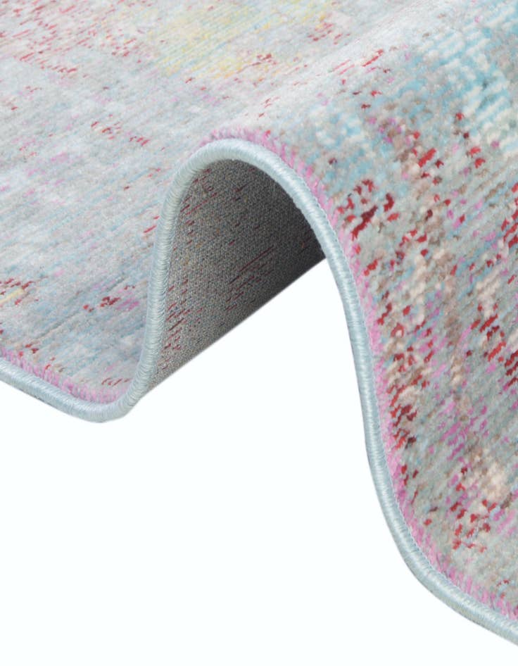 Detail image of  2' 7 x 9' 10 Alexis Runner Rug