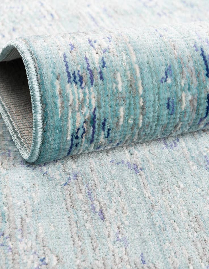 Detail image of  2' 2 x 8' Alexis Runner Rug