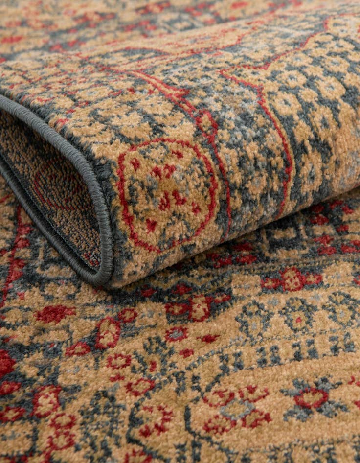 Detail image of  2' x 6' Amina Runner Rug