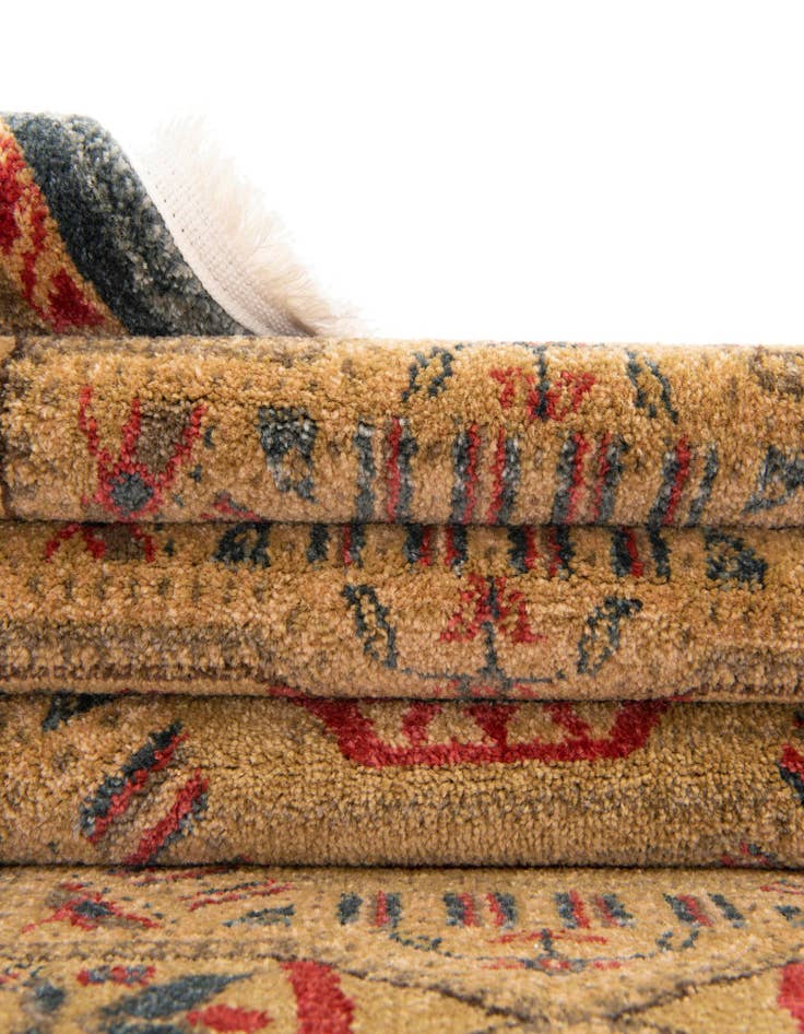 Detail image of  2' 7 x 10' Amina Runner Rug